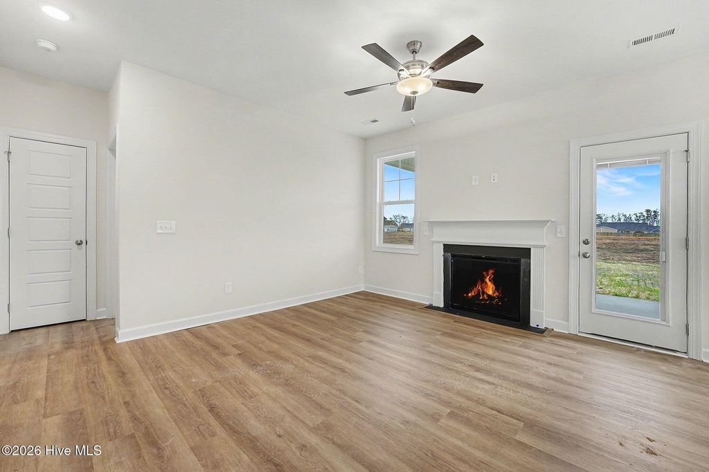 Image 5 of property listing at 300 Hudson Village Drive, La Grange, NC 28551