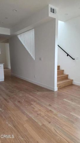 917 N Ridgewood Place, Los Angeles, CA 90038