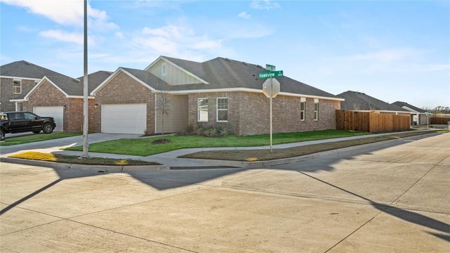 8325 Hawkview Drive, Fort Worth, TX 76179
