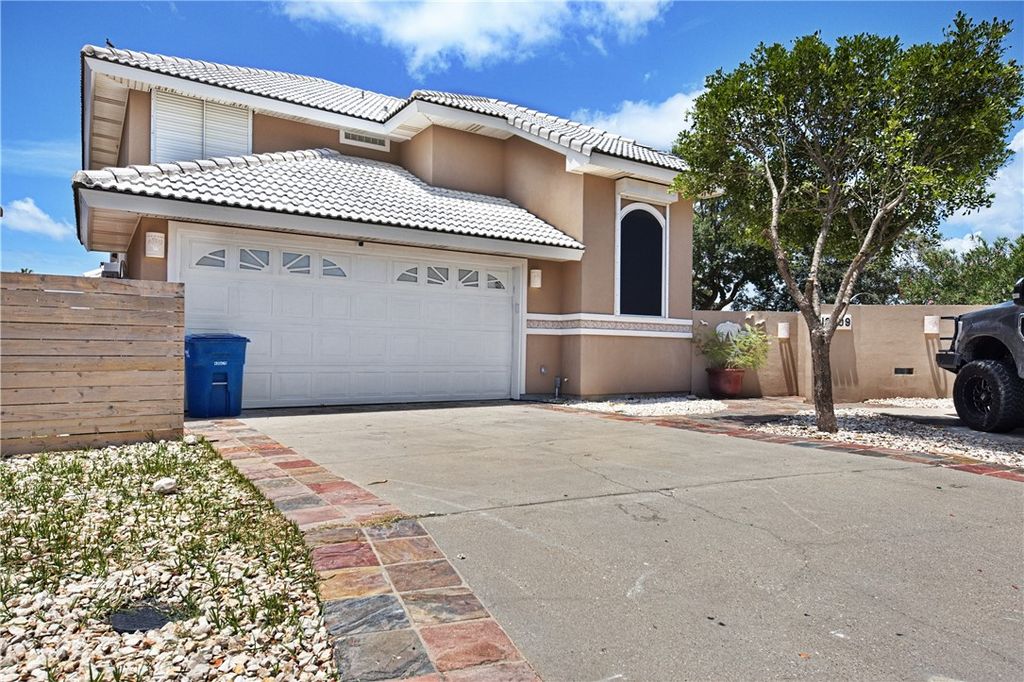 13509 Queen Johanna Ct, Corpus Christi, TX 78418 — photo 4