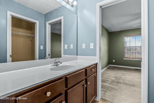 516 Reserves Blvd, Shepherdsville, KY 40165