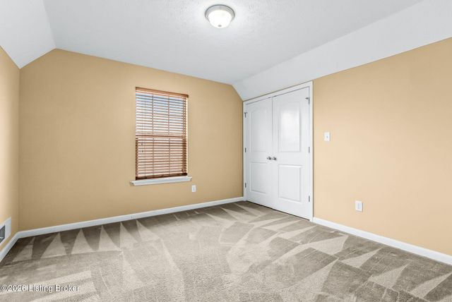 516 Reserves Blvd, Shepherdsville, KY 40165