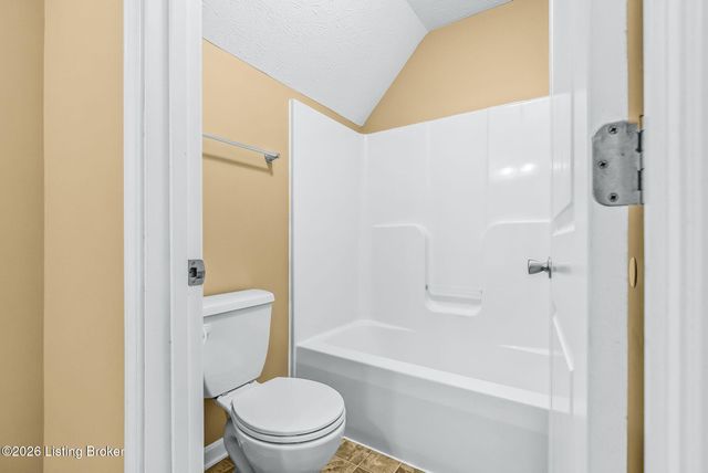 516 Reserves Blvd, Shepherdsville, KY 40165