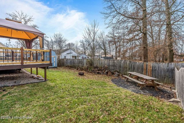 516 Reserves Blvd, Shepherdsville, KY 40165