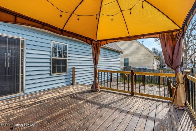 516 Reserves Blvd, Shepherdsville, KY 40165