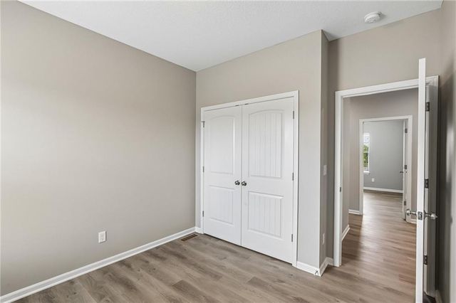 1801 NW Hilltop Court, Grain Valley, MO 64029