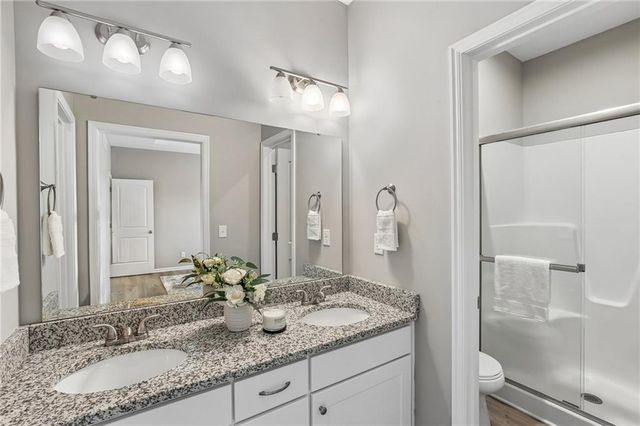 1801 NW Hilltop Court, Grain Valley, MO 64029