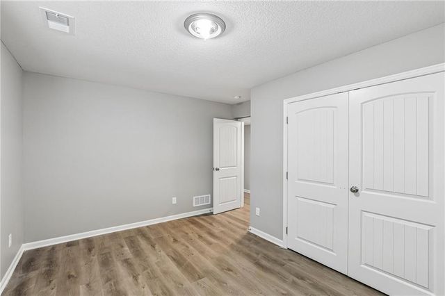 1801 NW Hilltop Court, Grain Valley, MO 64029