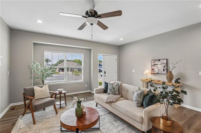 1801 NW Hilltop Court, Grain Valley, MO 64029
