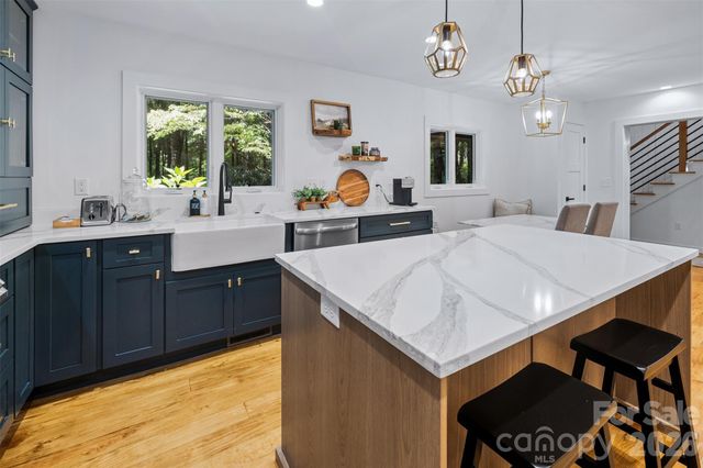 162 Highview Road, Cashiers, NC 28717