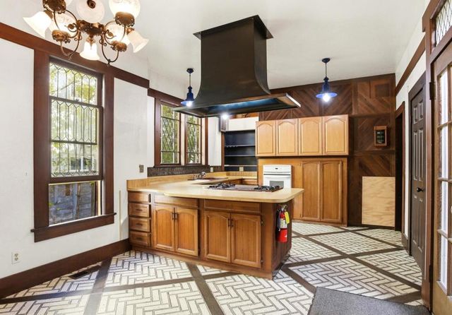 137 Elm Street, San Mateo, CA 94401