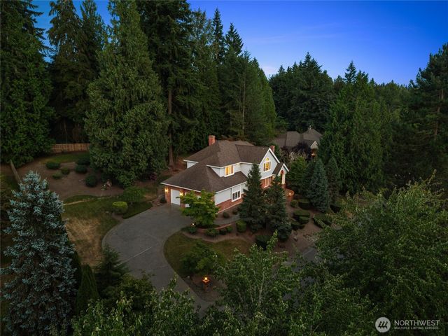 19611 NE 129th Way, Woodinville, WA 98077