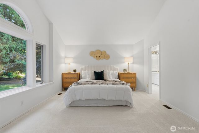 19611 NE 129th Way, Woodinville, WA 98077