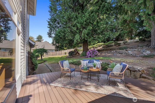 19611 NE 129th Way, Woodinville, WA 98077