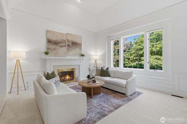 19611 NE 129th Way, Woodinville, WA 98077