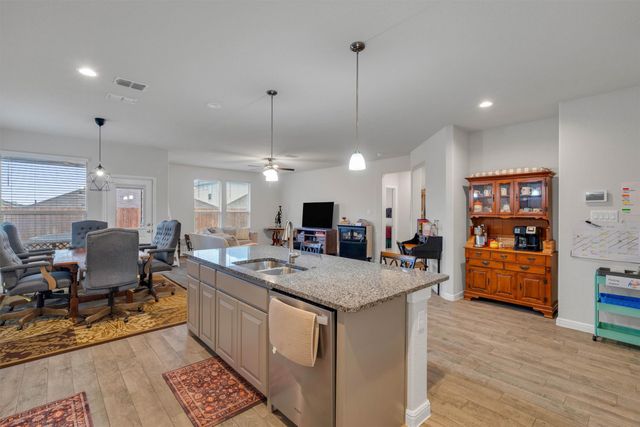 1008 Napier Way, Fort Worth, TX 76247