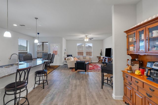 1008 Napier Way, Fort Worth, TX 76247