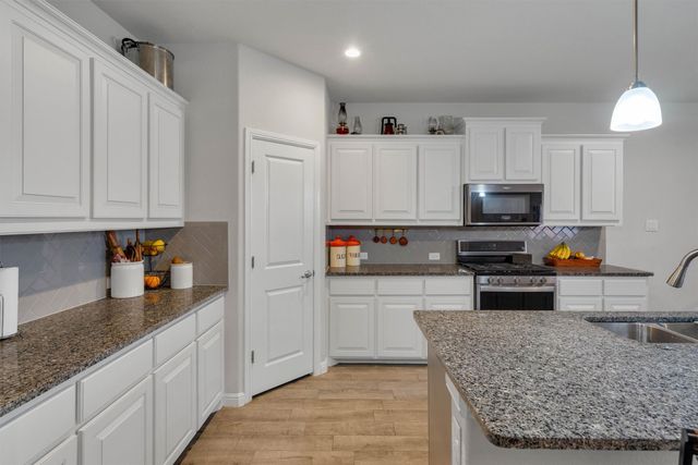 1008 Napier Way, Fort Worth, TX 76247