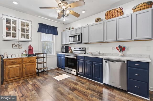 434 ARLINGTON ST, Tamaqua, PA 18252