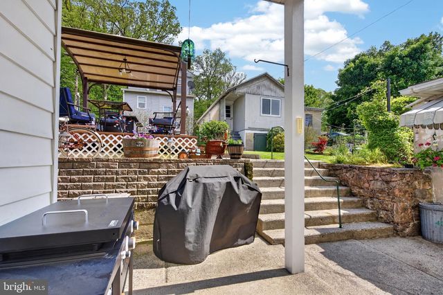 434 ARLINGTON ST, Tamaqua, PA 18252