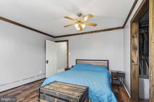 434 ARLINGTON ST, Tamaqua, PA 18252