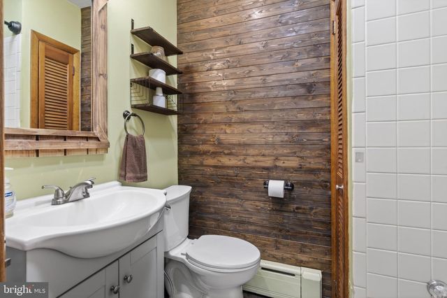 434 ARLINGTON ST, Tamaqua, PA 18252