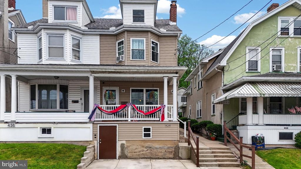 434 ARLINGTON ST, Tamaqua, PA 18252