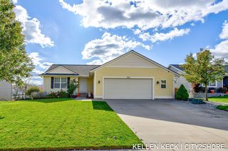 855 Green Meadows Drive, Middleville, MI 49333