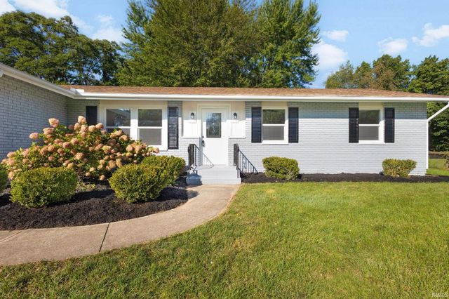 54737 Country Manor Place, Elkhart, IN 46514