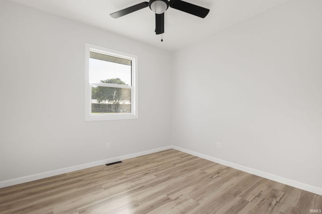 54737 Country Manor Place, Elkhart, IN 46514