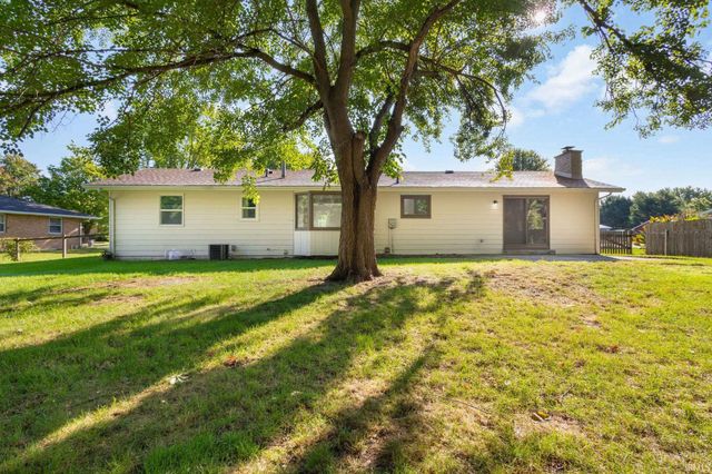 54737 Country Manor Place, Elkhart, IN 46514
