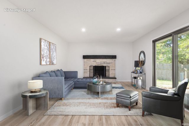 54737 Country Manor Place, Elkhart, IN 46514