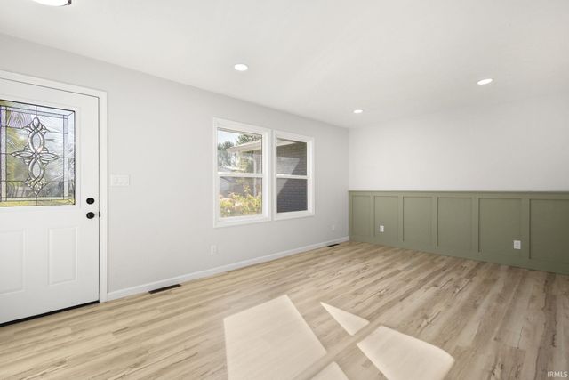 54737 Country Manor Place, Elkhart, IN 46514