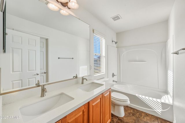 14165 W Country Gables Drive, Surprise, AZ 85379