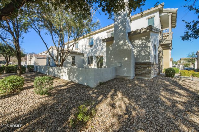 14165 W Country Gables Drive, Surprise, AZ 85379