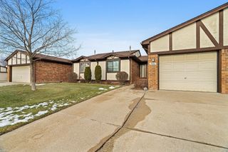 5441 Stanford Court Unit # 94; Building # 24, Warren, MI 48091