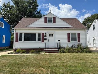 362 High Tee Street, Willowick, OH 44095
