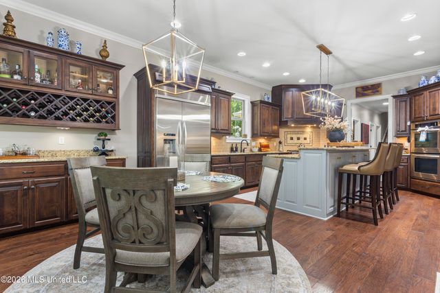 5496 Chalone Place, Ocean Springs, MS 39564