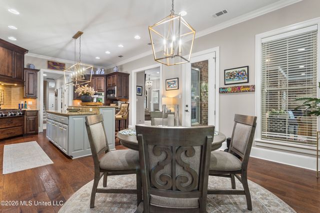 5496 Chalone Place, Ocean Springs, MS 39564