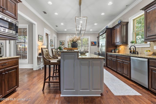 5496 Chalone Place, Ocean Springs, MS 39564