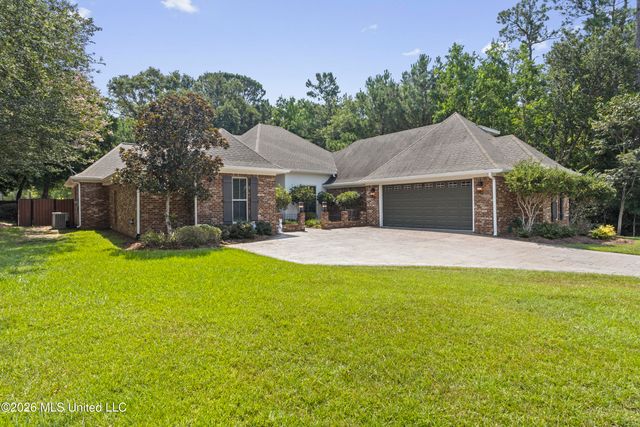 5496 Chalone Place, Ocean Springs, MS 39564