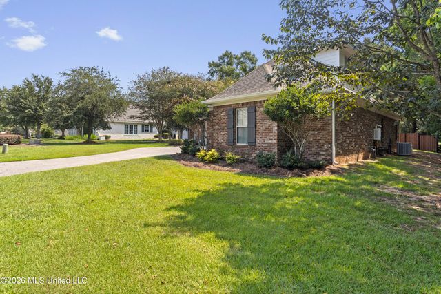 5496 Chalone Place, Ocean Springs, MS 39564
