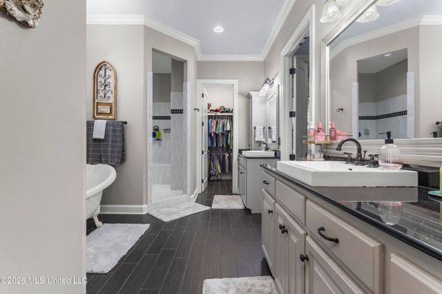 5496 Chalone Place, Ocean Springs, MS 39564