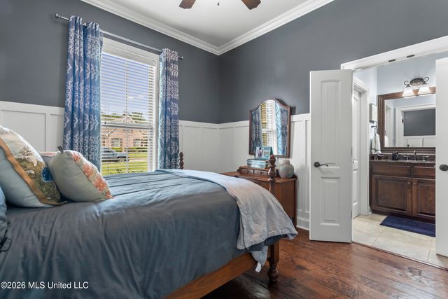 5496 Chalone Place, Ocean Springs, MS 39564