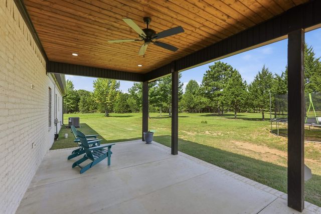 18 Ules Watson Drive, Greenbrier, AR 72058