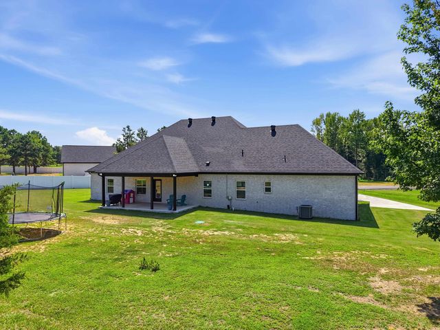 18 Ules Watson Drive, Greenbrier, AR 72058