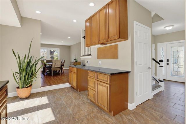 33 Ashford Road, Jackson, NJ 08527