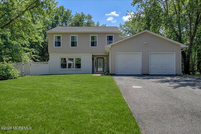 33 Ashford Road, Jackson, NJ 08527