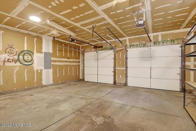 33 Ashford Road, Jackson, NJ 08527