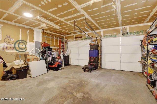 33 Ashford Road, Jackson, NJ 08527